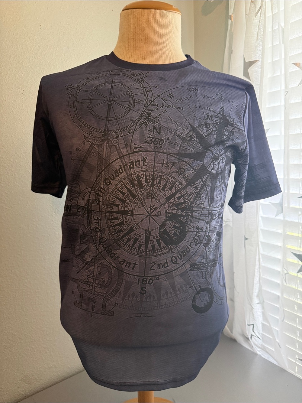 Men's Navy Graphic Crew Neck Shirt